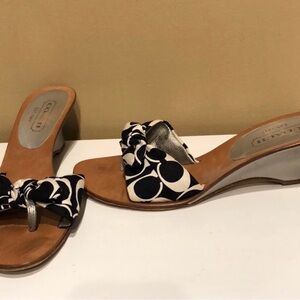 Coach Black & White Patterned Bow Slide Mules